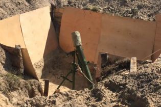 На Рівненському полігоні проводять слідчий експеримент. З'ясовують причину вибуху міномета
