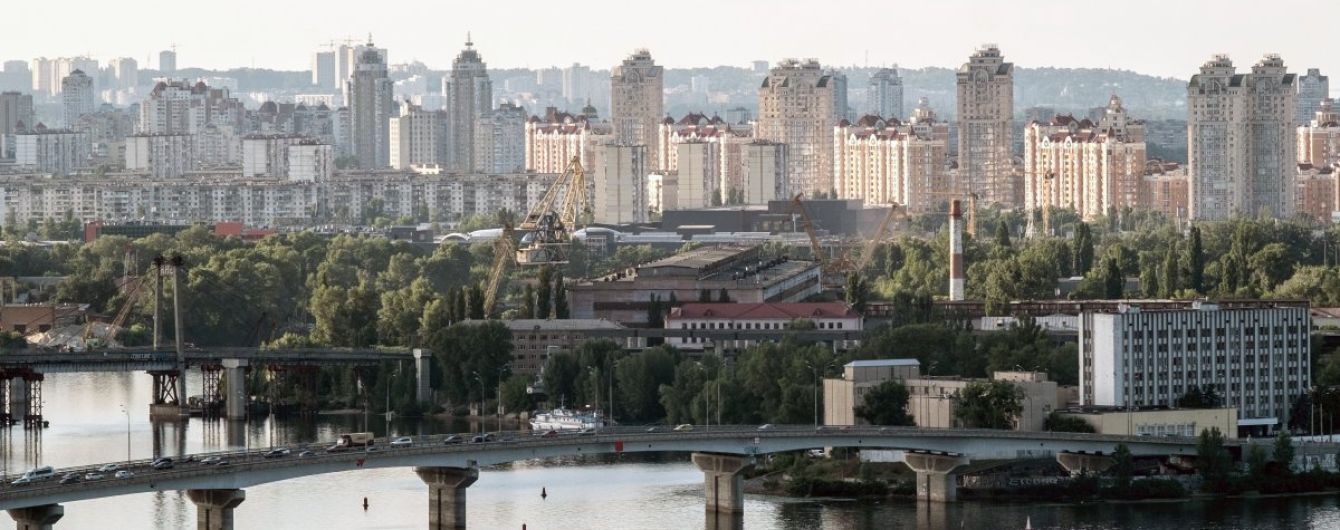 Увесь тиждень періодично йтимуть дощі, але буде спекотно. Прогноз погоди на 14-23 липня