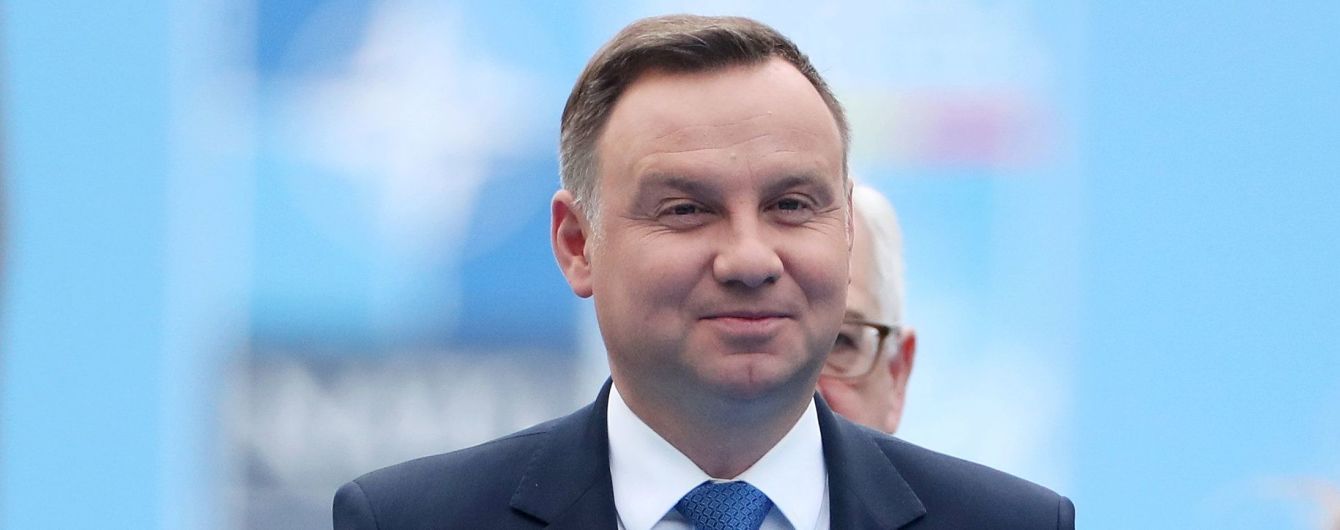 Під час розмови з Порошенком на саміті НАТО Дуда наголошував на дегероїзації УПА