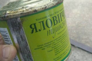Керівники військового складу в Одесі, де знайшли тонни протермінованих консервів, масово злягли на лікарняні