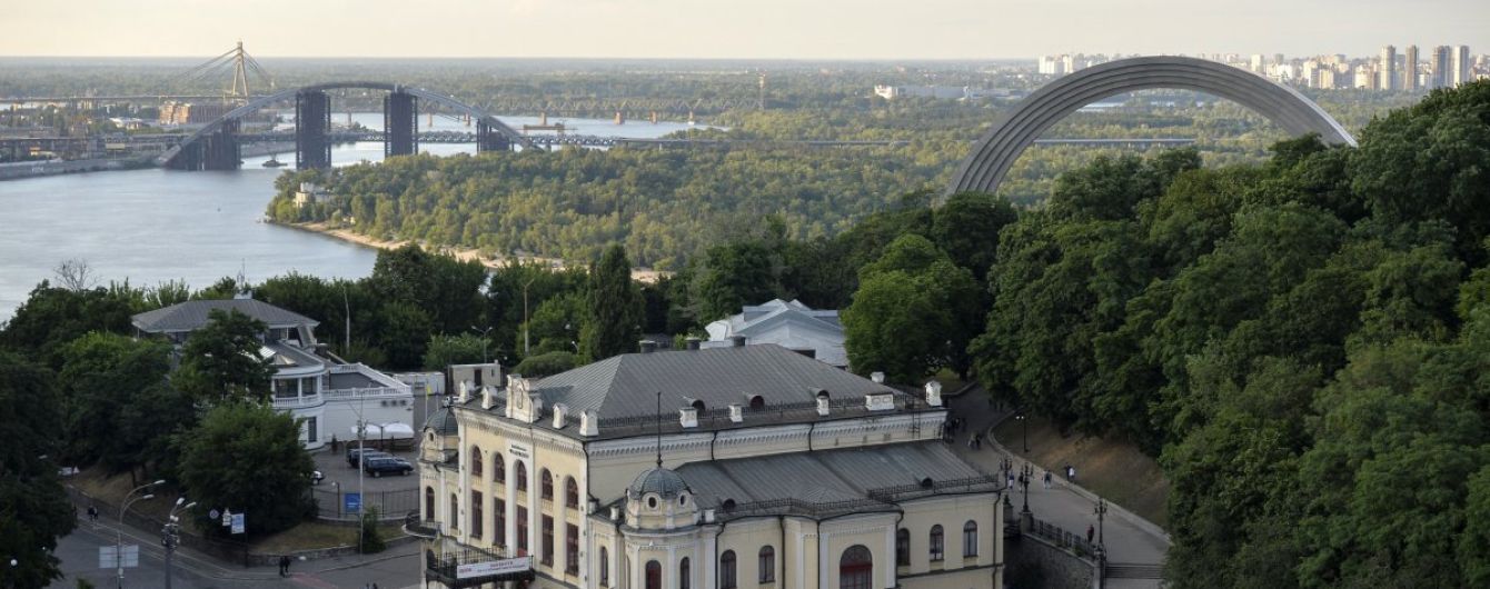 Новий фунікулер та пішохідний міст у центрі столиці. Кличко пообіцяв "магніт" для туристів