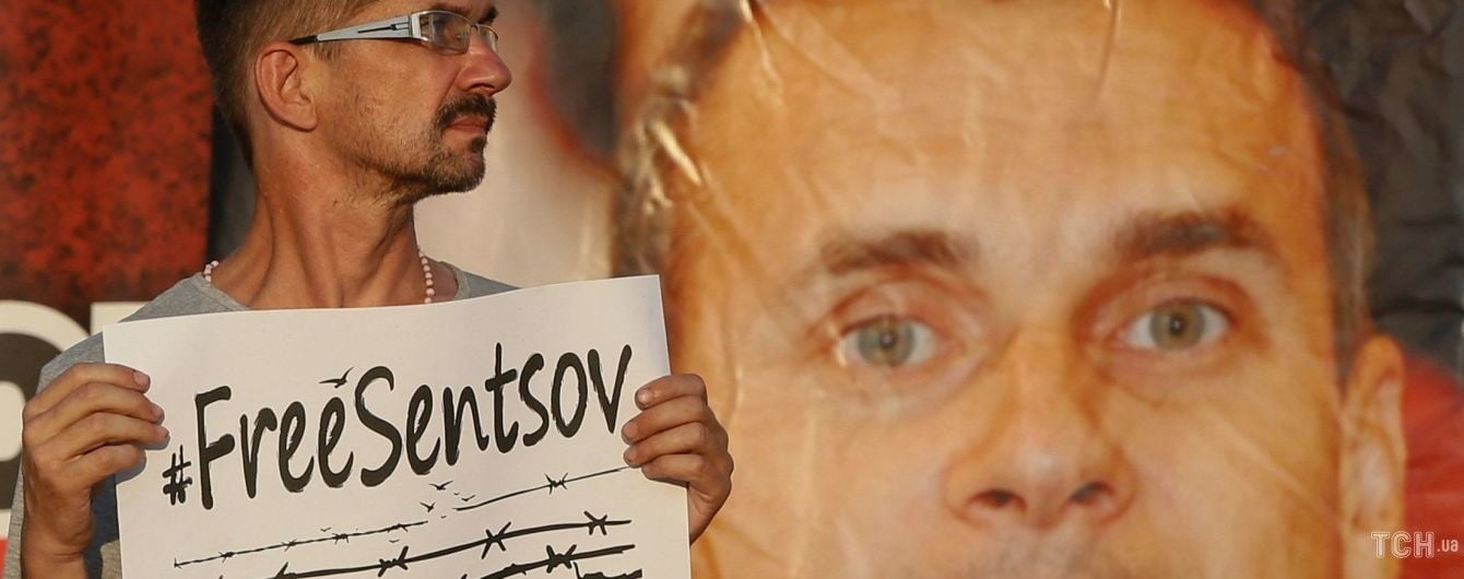 В России объяснили, почему не пустили священника к Сенцову