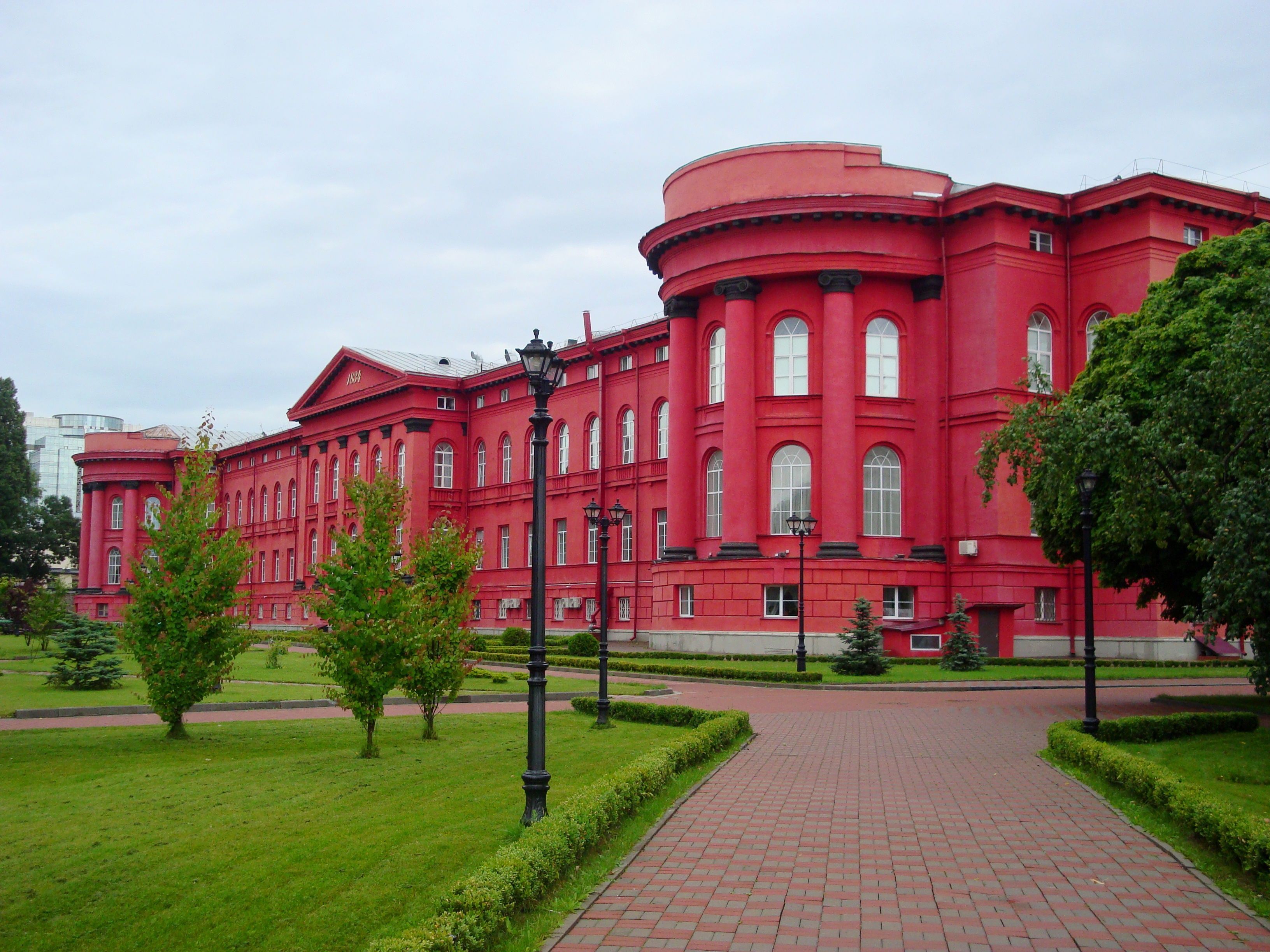 Університет Шевченка, червоний корпус