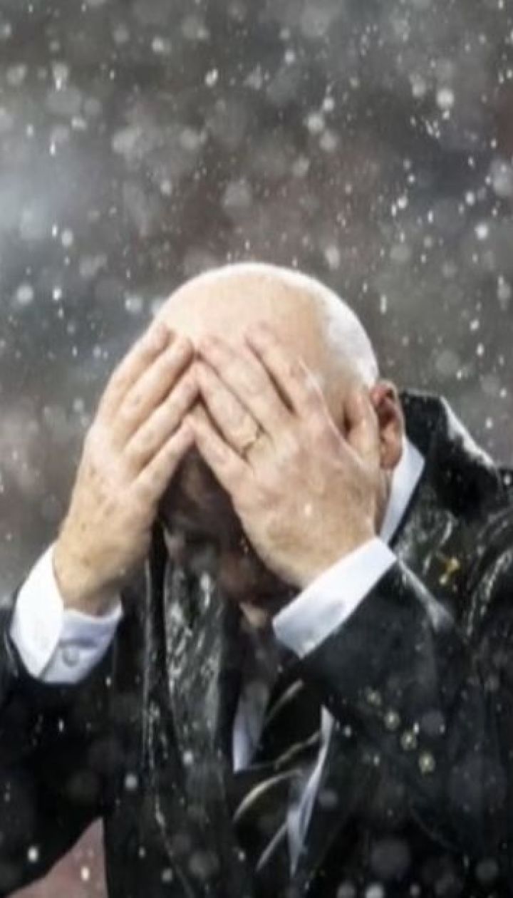 Путин - под зонтиком, Pussy Riot - на поле: как завершился чемпионат мира по футболу