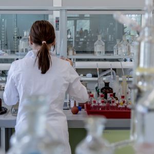 Чума, віспа, сибірка: у землі та спецлабораторіях приховані загрози, страшніші за китайський коронавірус
