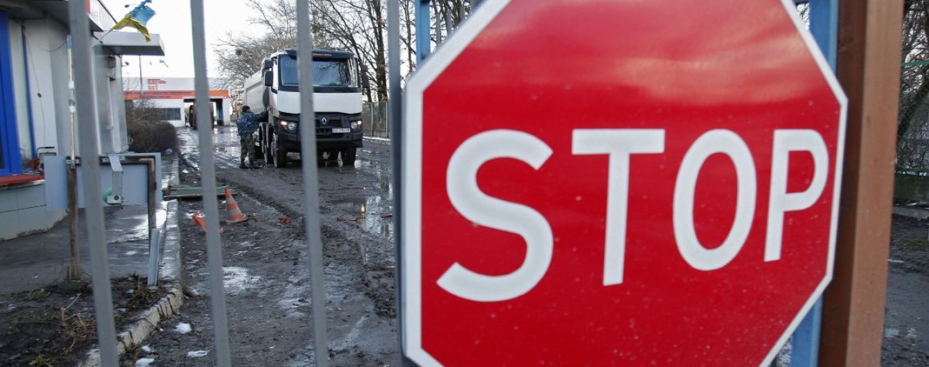 Під Києвом п’ять днів поспіль триває блокада столичного сміттєзвалища – КМДА