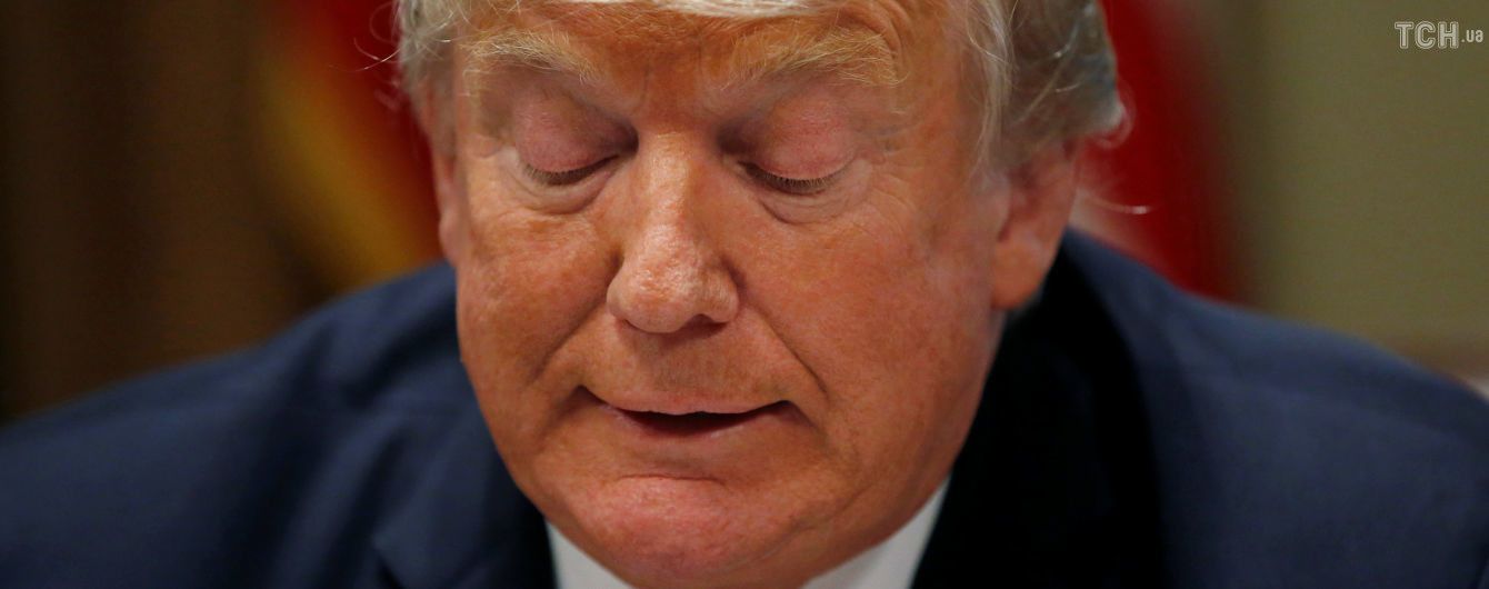 Трамп назвал "очень печальным" сбитие российского самолета Ил-20 в Сирии