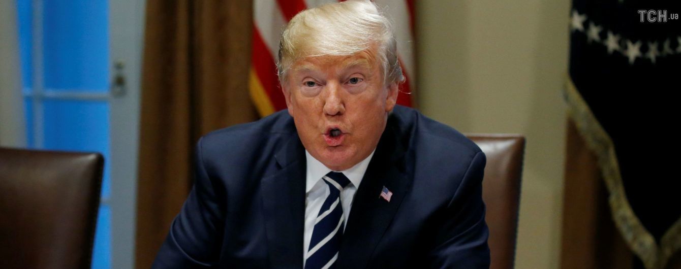 Трамп встрял в новый скандал - он не верит в то, что США остаются мишенью для России
