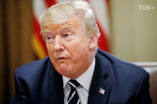 CNN обнародовал запись разговора Трампа с экс-адвокатом относительно выплаты за молчание модели Playboy