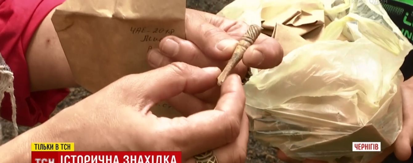 У Чернігові випадково виявили давній 7-ярусний цвинтар