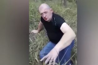 В Кривом Роге избили и заставили извиняться охранника, который назвал журналиста "хохлом" и ударил