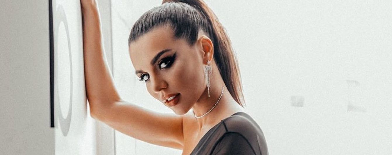 Почти как Кардашьян: Анна Седокова показала пышные ягодицы