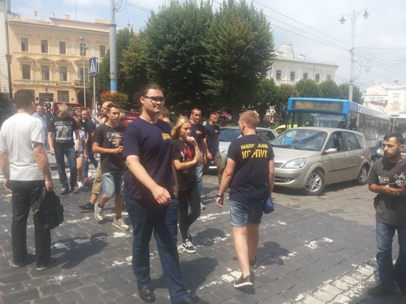 чернівці лгбт противники 4