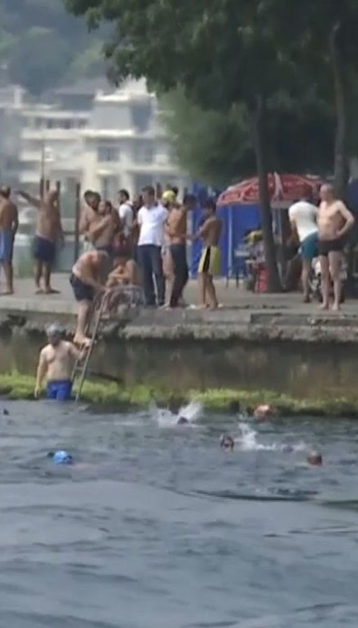 Вызов стихии воды. На ежегодный заплыв через Босфор в Стамбуле зарегистрировалось более 400 украинцев