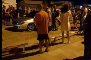 На единственном "курорте ДНР" вооруженные боевики разогнали дискотеку