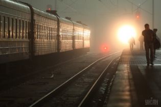 На Львівщині поїзд з Перемишля на смерть збив школярку