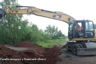 На Львівщині заборонять несанкціоновані з’їзди з доріг