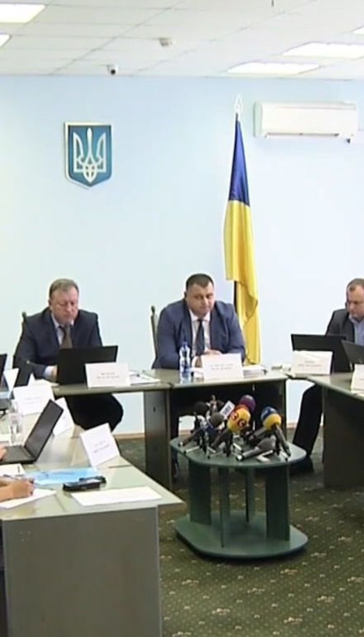 Із доганою, але при посаді. Комісія прокурорів відмовилася звільняти Холодницького