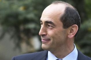Экс-президент Армении Кочарян освобожден из-под стражи, - СМИ