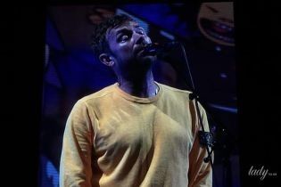 Любимые хиты, яркие наряды и общение с поклонниками: легендарные Gorillaz выступили в Киеве