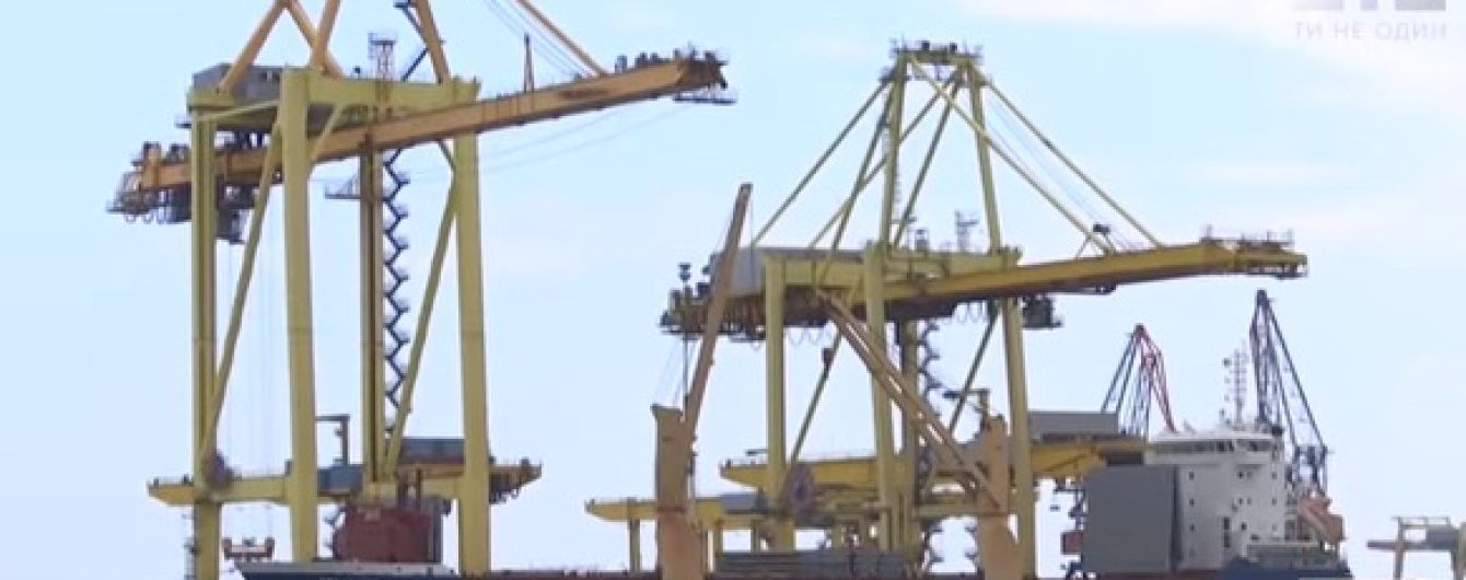 У порту "Чорноморськ" побоюються масових звільнень у разі приходу іноземного інвестора