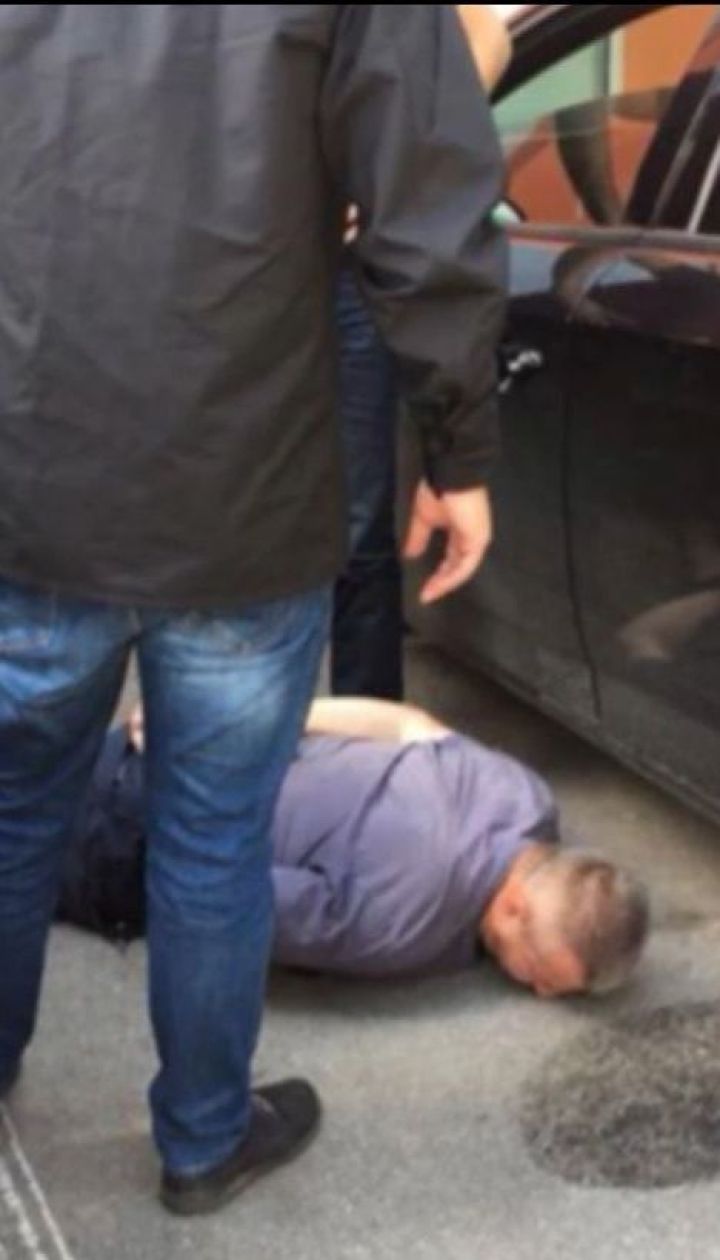 На Вінниччині на хабарі спіймали прокурора місцевої прокуратури та водія