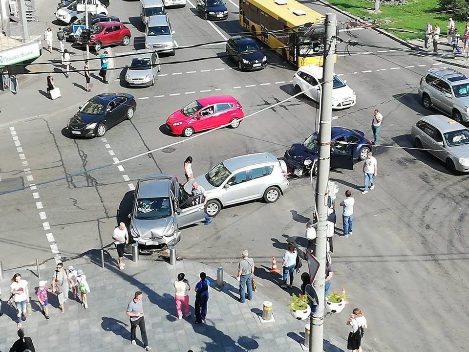 ДТП біля гулівера