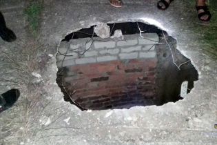 На Харківщині у каналізаційному колекторі виявили тіло 23-річного бійця