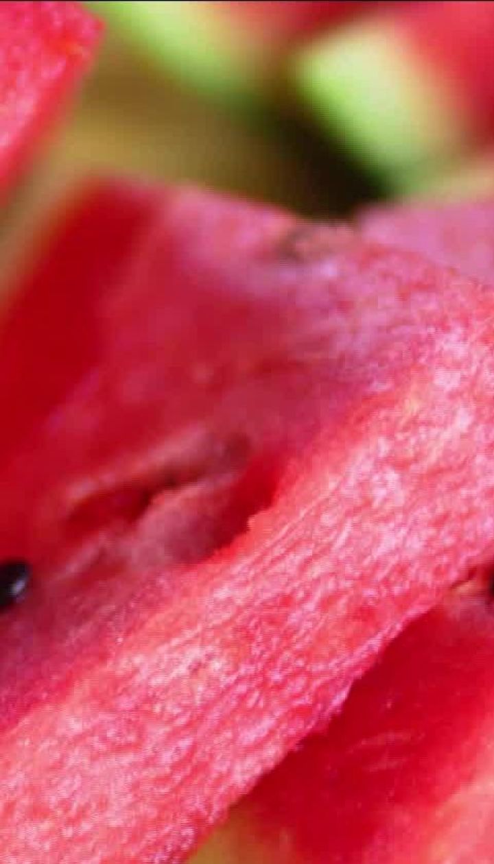 Коктейль из кожуры арбуза и другие поразительные факты о полосатой ягоде