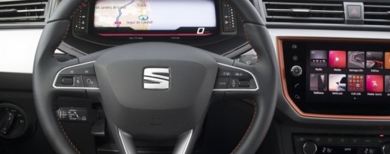 Seat добавляет в свои модели виртуальную панель приборов