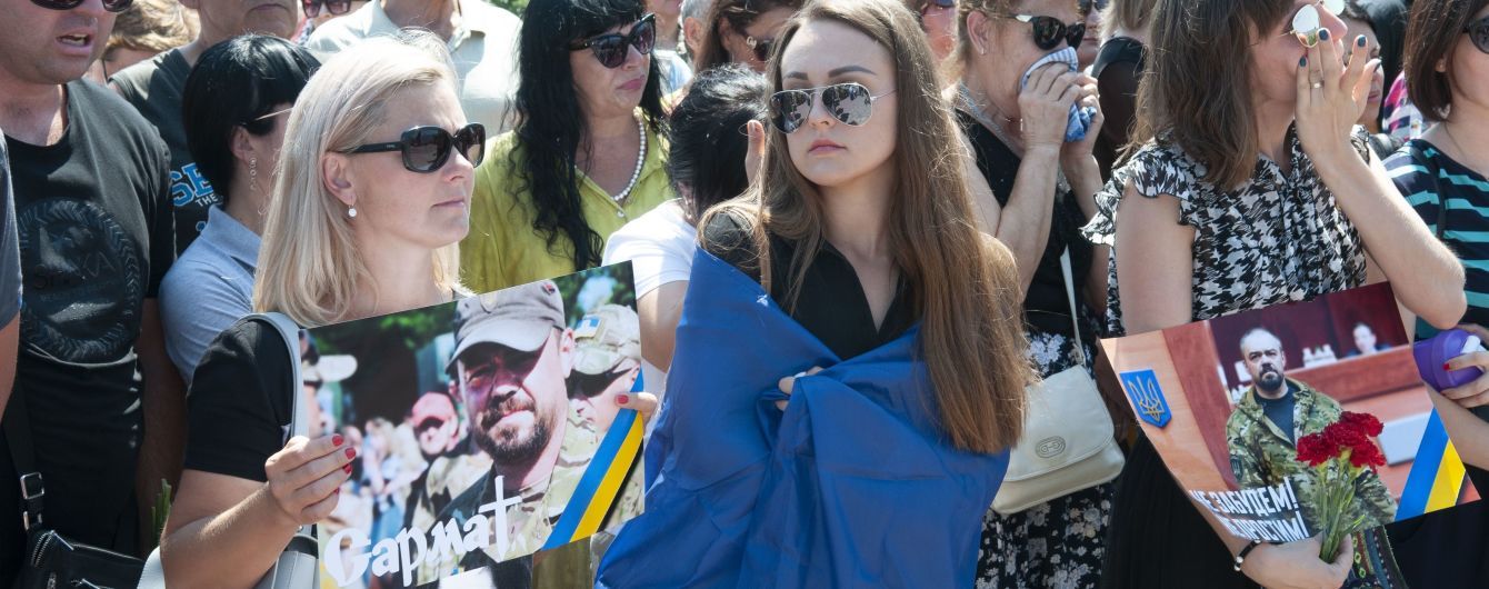 Вбивство "Сармата": десятьох підозрюваних залишили під вартою, одного відправили під домашній арешт