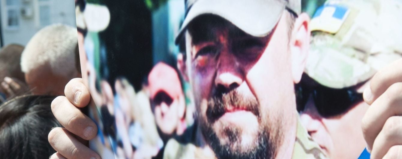 У Бердянську обирають запобіжний захід підозрюваним у вбивстві ветерана АТО. Дивіться онлайн