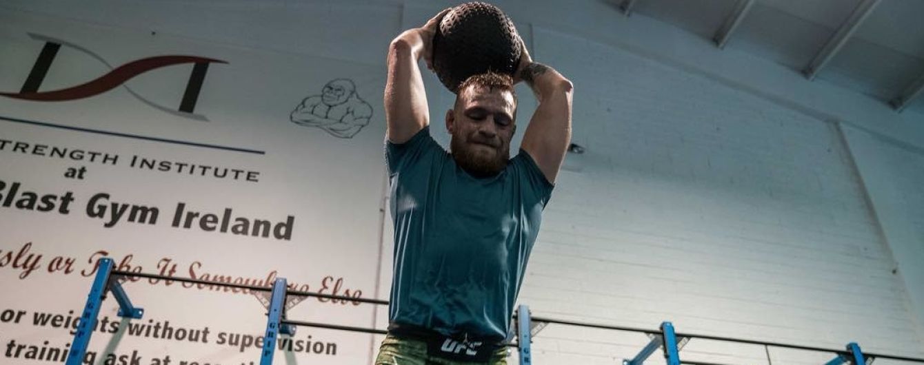 Офіційно. Макгрегор повертається до UFC та проведе бій з російським чемпіоном