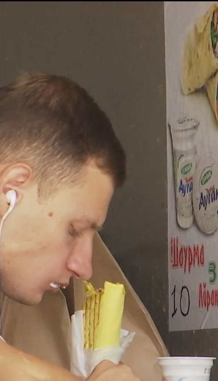 Літня небезпека: як уберегтися від харчового отруєння в спеку