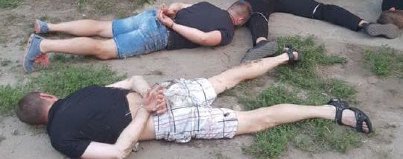 На Кировоградщине во время "сходки" правоохранители задержали более 30 криминальных авторитетов