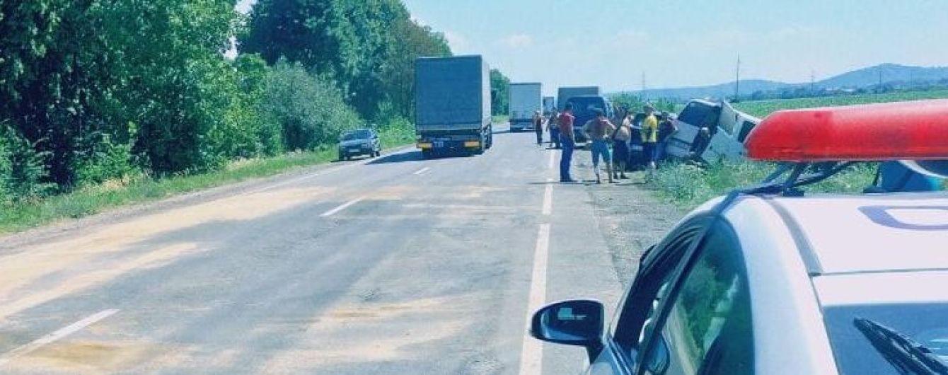 Внаслідок жахливої аварії на Закарпатті померла ще одна людина
