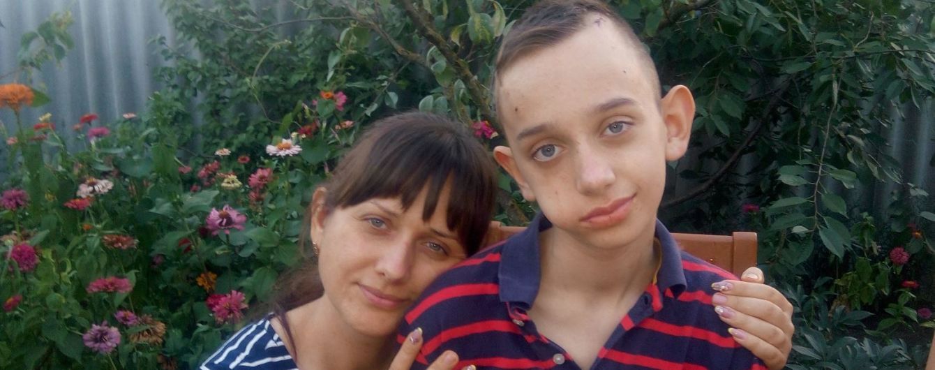 Опухоль мозга поставила под угрозу жизнь Димы