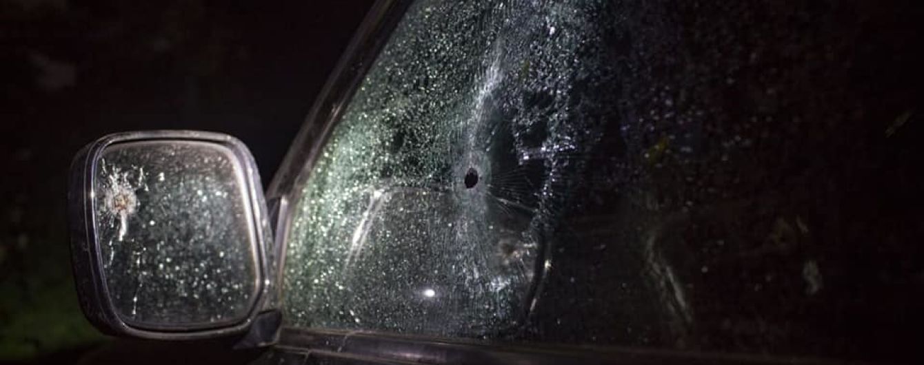На Донеччині невідомі обстріляли авто командира "Правого сектора"