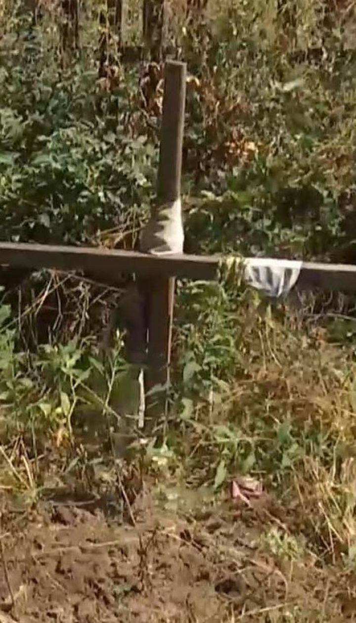 Жителі Пісків після закінчення бойових дій сподіваються перепоховати прах односельчан, загиблих у 2014 році