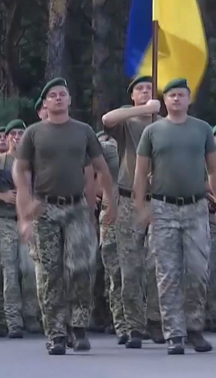 Украинские военные готовятся к параду ко Дню Независимости