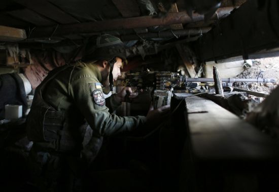 Бойовики обстріляли позиції ЗСУ на Донбасі: поранено українського бійця
