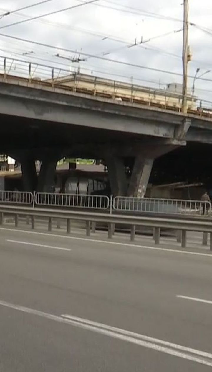 Киев в ожидании транспортного коллапса. С субботы на Шулявке перекроют аварийный мост