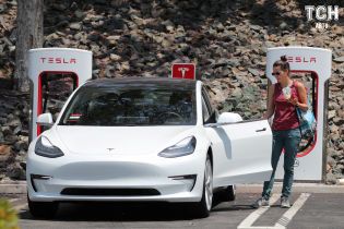 Эксперты рассказали, почему электрокары Tesla невозможно похитить