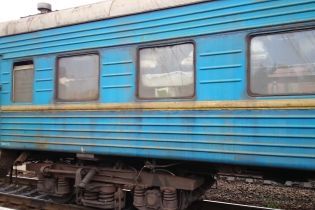 Згоріли навіть труси. У Києві провідник поїзда вижив після удару струмом у 36 тис. вольт - соцмережі