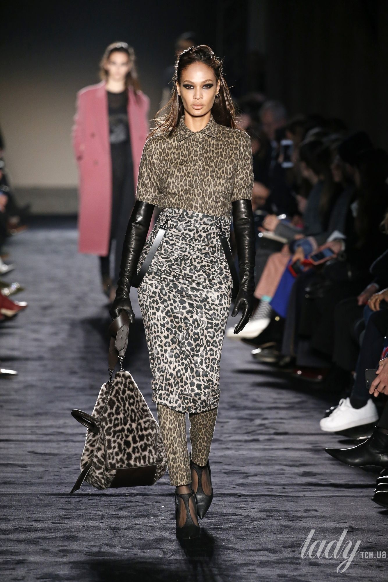 Коллекция Max Mara прет-а-порте сезона осень-зима 2018-2019_7
