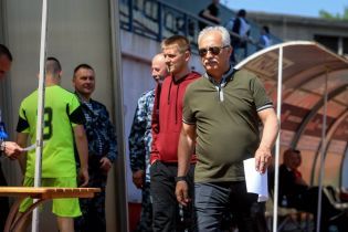 Президент "Зари" рассказал анекдот про "возню" с каналами Ахметова