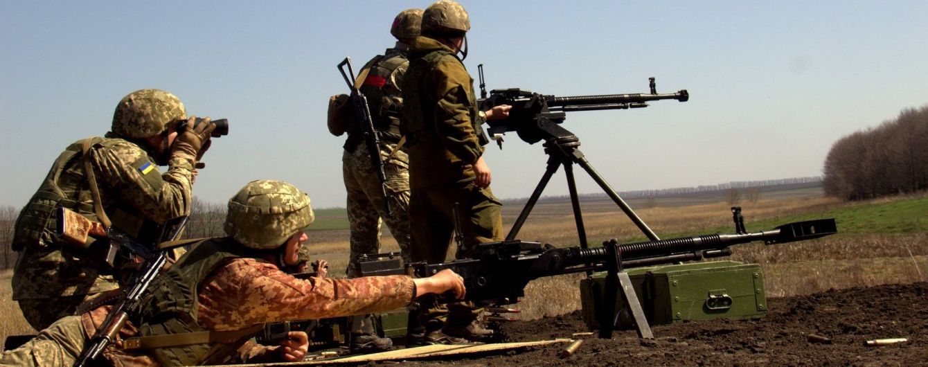 Один украинский военный на Донбассе ранен, но ситуация контролируемая. Сводка ООС