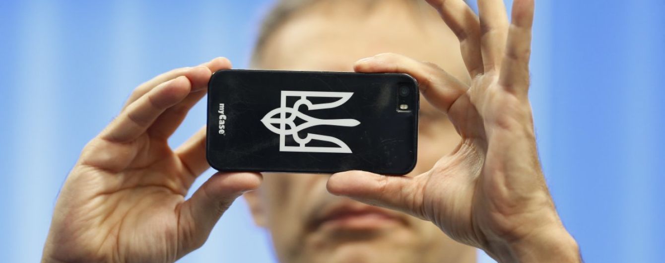 Українці за рік витратили на купівлю мобільних телефонів 22 мільярди гривень