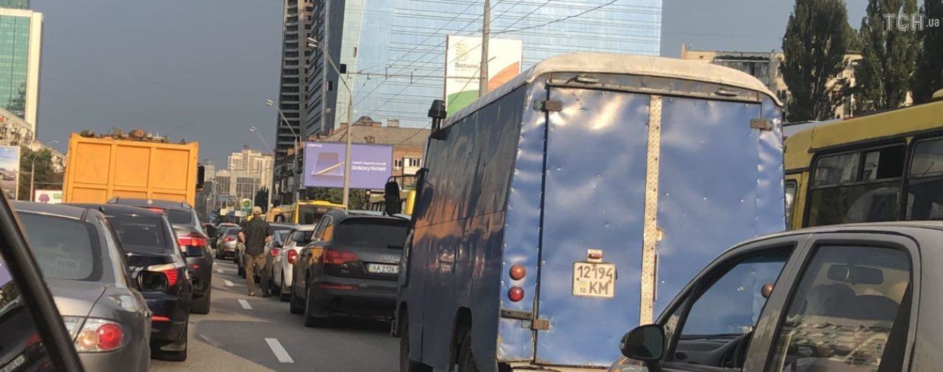 В столице ограничат движение транспорта на Одесской площади