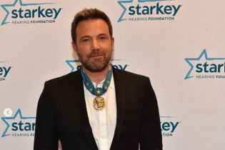 Актора Бена Аффлека заскочили на побаченні з моделлю Playboy - ЗМІ